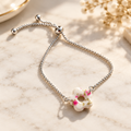 Bracelet argenté fleuri